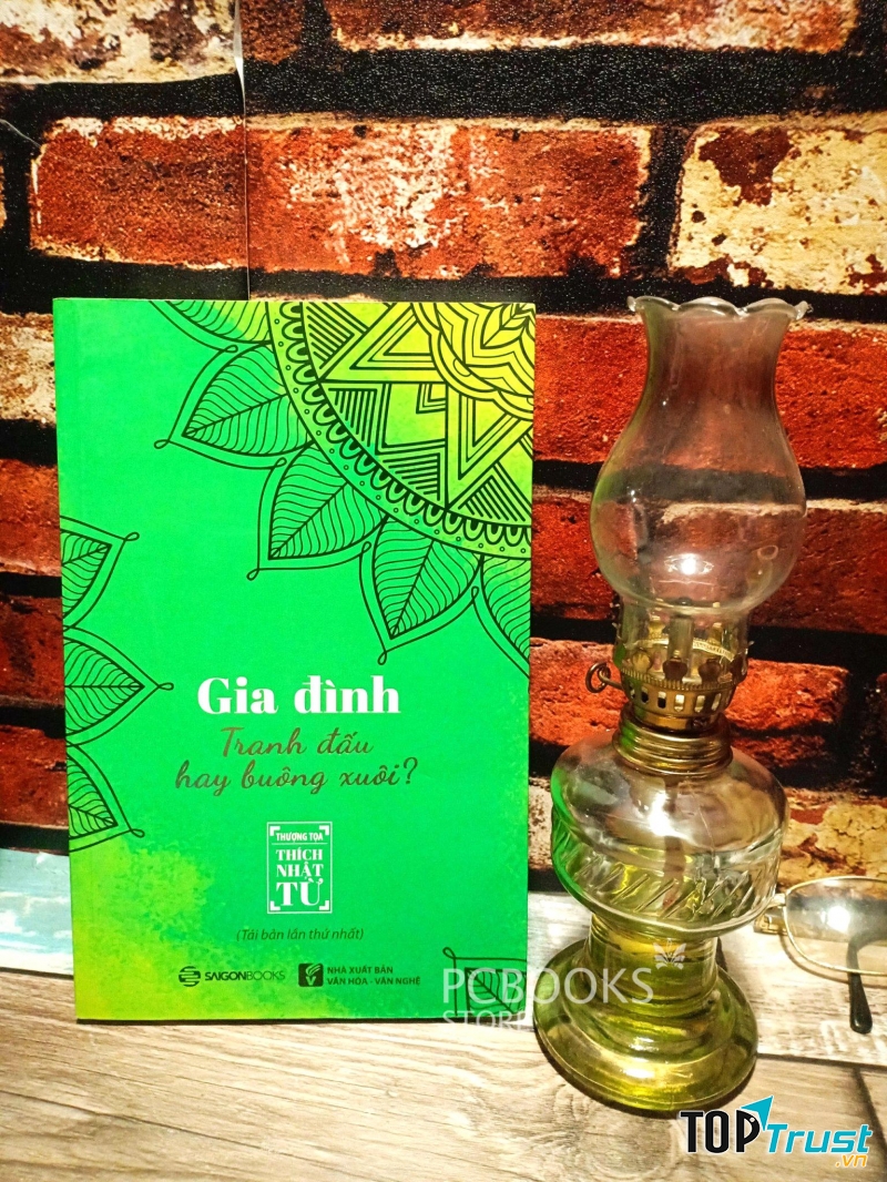 Gia Đình – Tranh Đấu Hay Buông Xuôi?