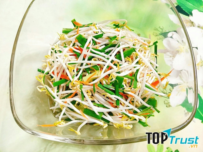 Giá đỗ trộn chua ngọt