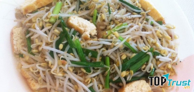 Giá đỗ xào măng