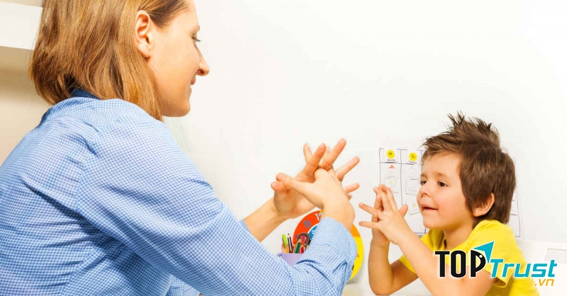 Thường xuyên ngủ ngon sẽ làm tăng các kỹ năng tương tác xã hội của bạn. Ngược lại, thiếu ngủ khiến bạn khó nhận diện cảm xúc của người khác.