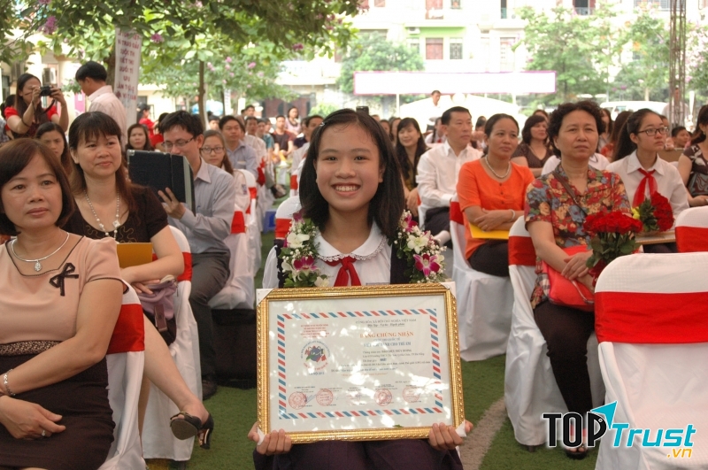 Đào Thị Thủy Dương - đạt giải Nhất cuộc thi Viết thư quốc tế UPU lần thứ 42