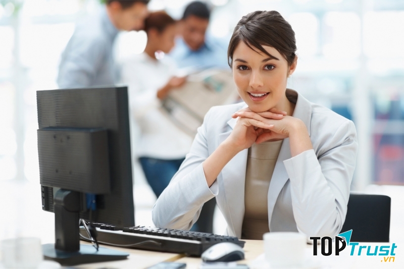 Là người đứng đầu, bạn sẽ phải đưa ra quyết sách và định hướng phát triển cho công ty