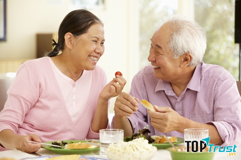 ăn sáng giảm nguy cơ tai biến.