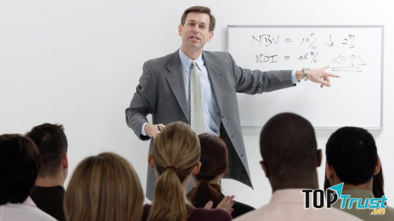 Giảng viên đại học là một ngành nghề đáng mơ ước ở Việt Nam