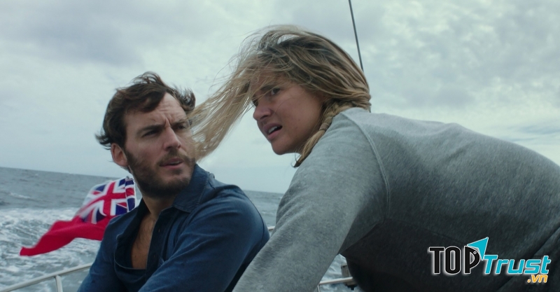 Hai diễn viên chính trong Adrift