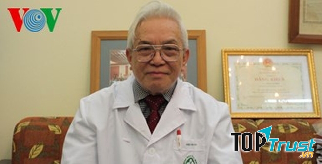 Giáo sư Phạm Gia Khải - người thầy tài giỏi của nhiều thế hệ bác sĩ tim mạch trẻ.