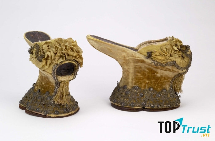 Giaỳ chopines