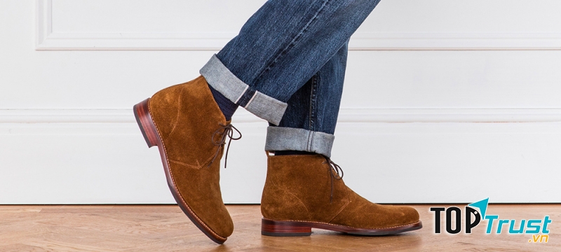 Giày Chukka boots được làm bằng da cao cấp