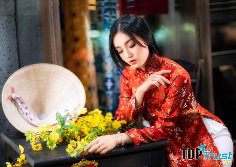 Phong cách cổ trang của Ginsq Studio