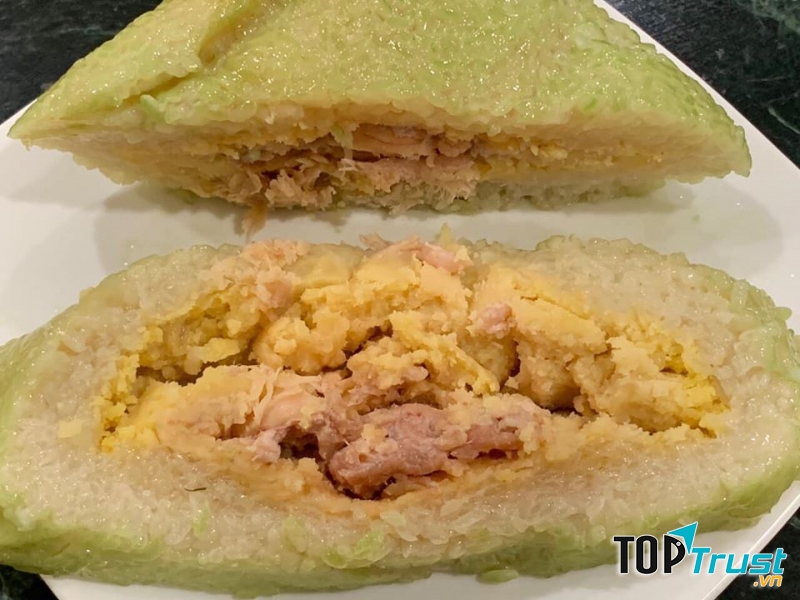 Bánh chưng có bán tại Giò chả Hương Sơn