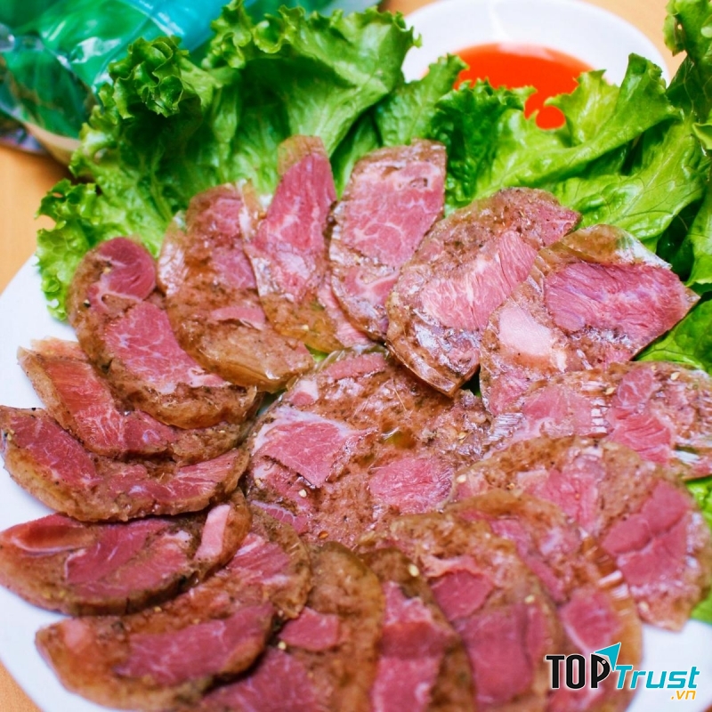 Giò chả Ngọc Yến