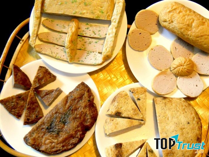 Giò chả Ước Lễ