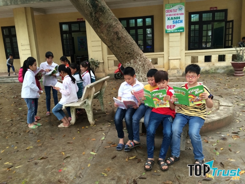 Giờ ra chơi như một người bạn tốt