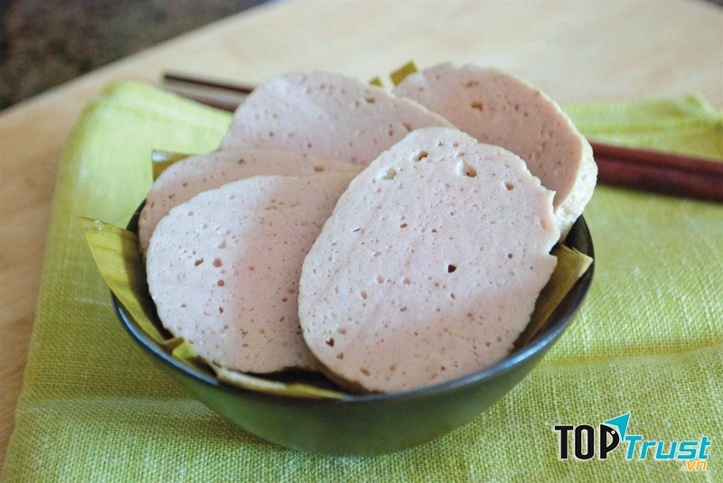 Giò Trần Công Châu