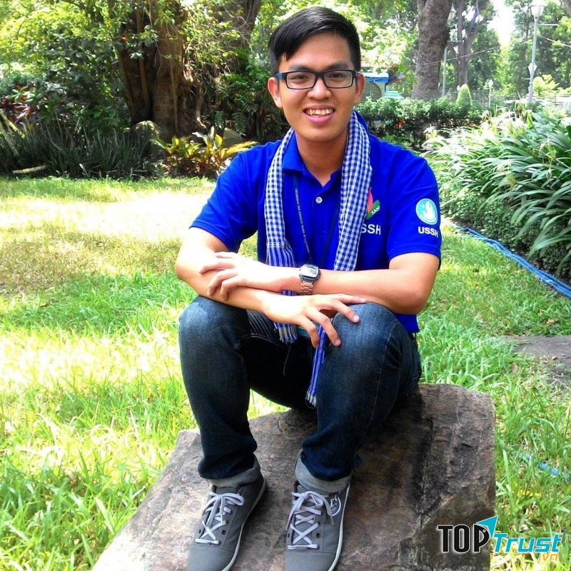 Bạn Tạ Lê Minh Phước - sinh viên năm ba ngành Ngữ văn Anh - ĐH KHXH & NV TPHCM