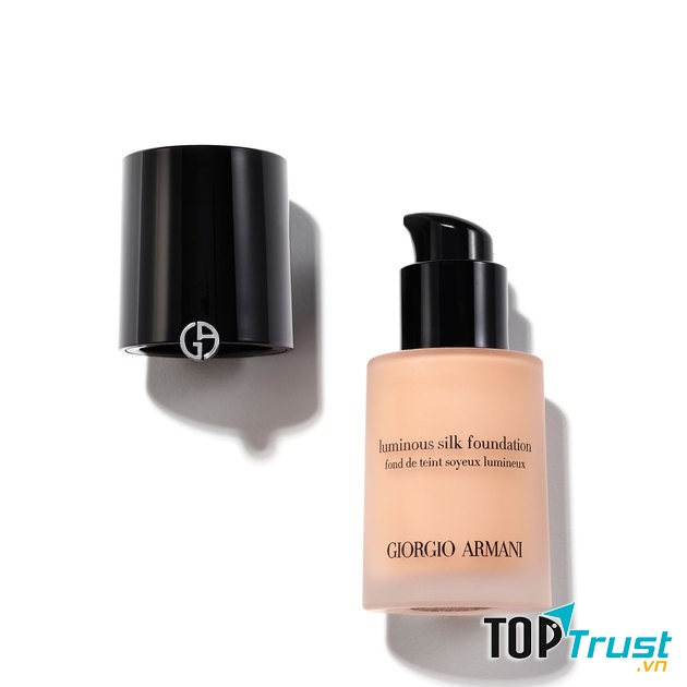 Giorgio Armani Luminous Silk Foundation