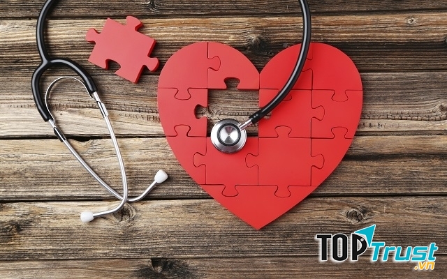 Ăn lựu để giảm nguy cơ mắc bệnh tim mạch