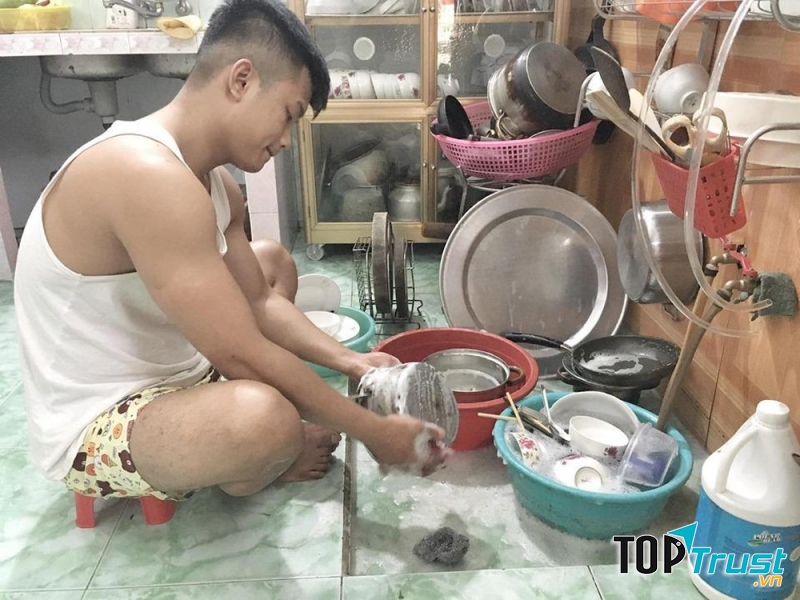 Giúp vợ việc nhà khi vợ mang bầu nhé