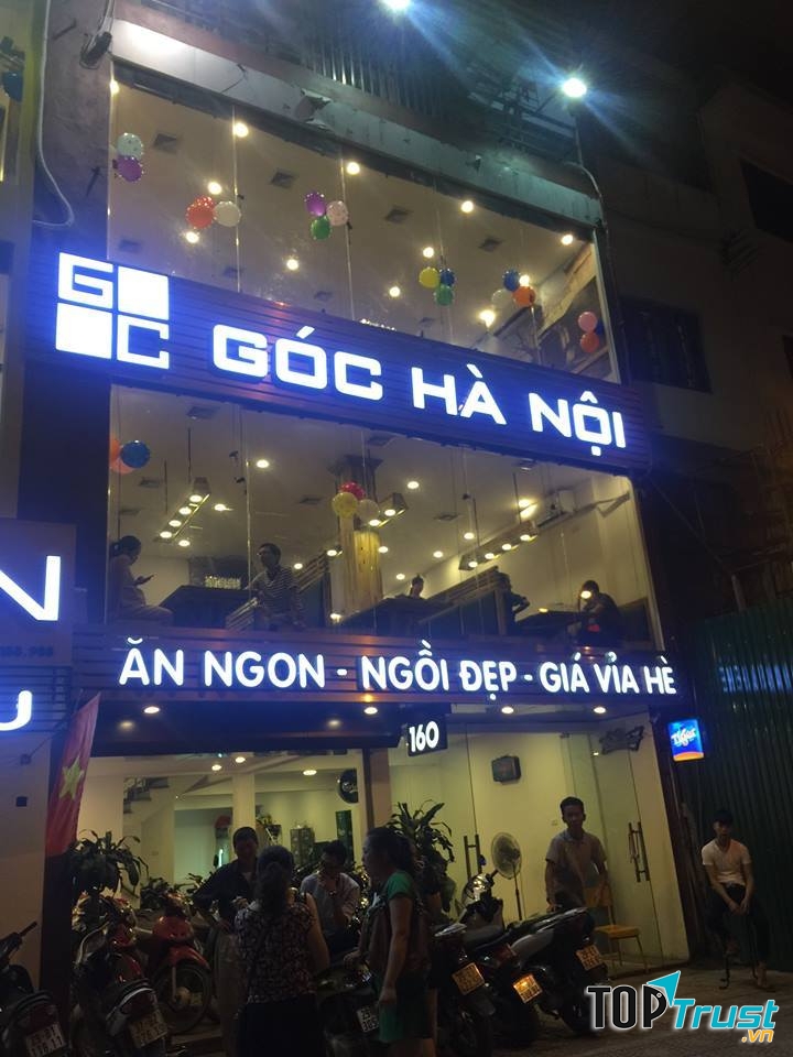 Nhà hàng Góc Hà Nội Ô Chợ Dừa mang đến cho bạn một góc nhỏ với không gian và hơi thở đặc trưng của một góc nhỏ Hà thành.