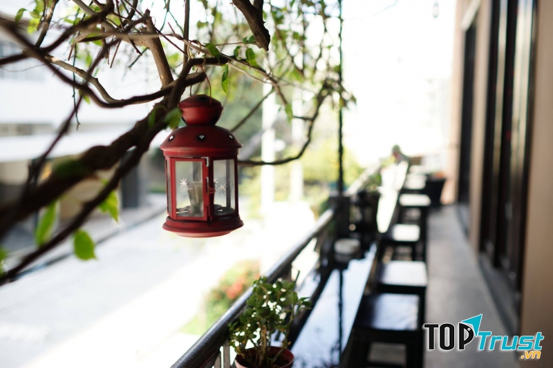 Quán là địa điểm thích hợp cho những ai yêu thích không gian riêng tư, tĩnh lặng