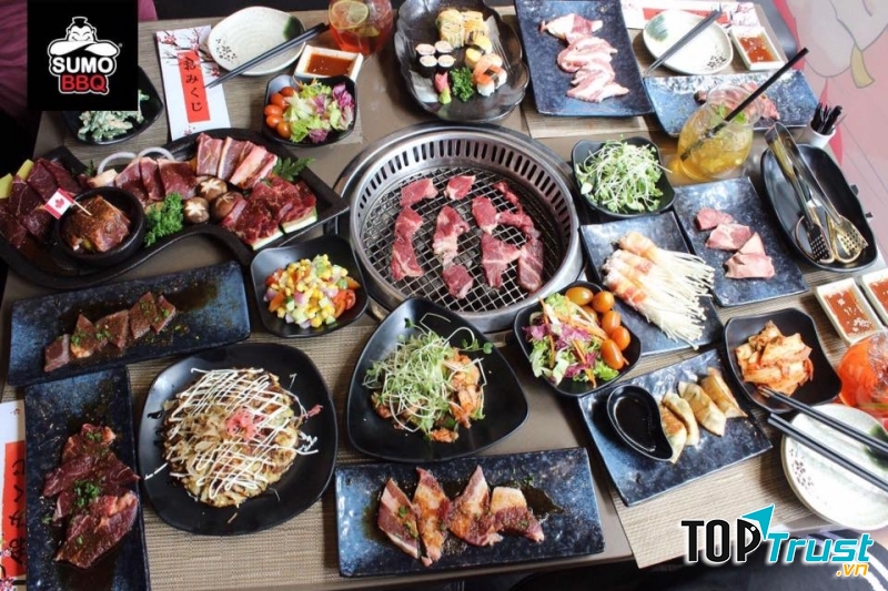 Buffet ngon, hấp dẫn tại nhà hàng