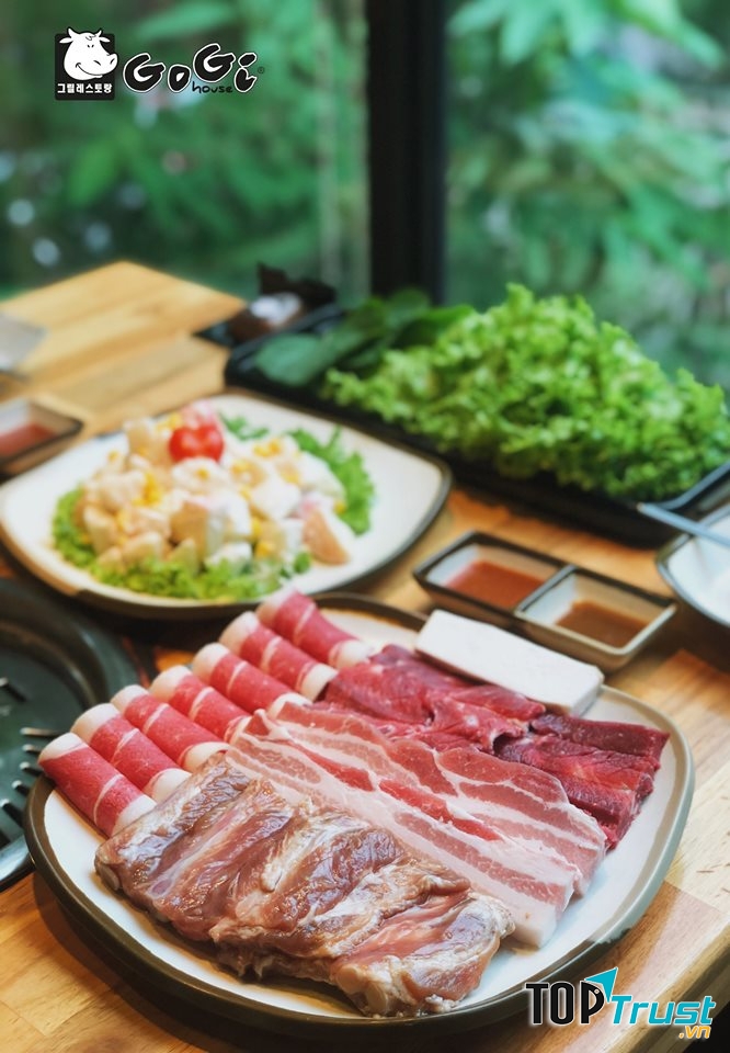 Món Hàn ngon hấp dẫn tại nhà hàng