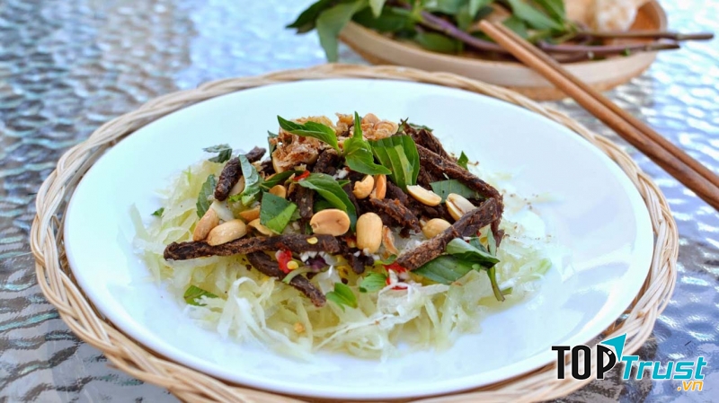 Gỏi bò khô