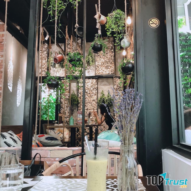 Golbin Coffee & Dessert