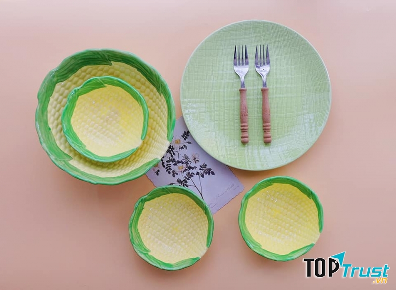 Gốm nhà Moon - Gốm sứ Nhật, Anh