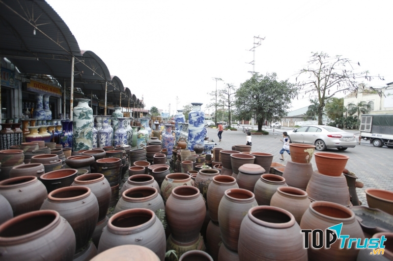 Sản phẩm gốm sứ Đông Triều