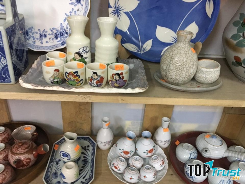 Gốm Sứ Nhật Bản Seii Chi