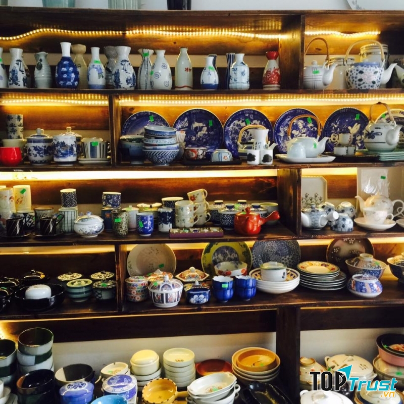 Gốm sứ Tinh Vân