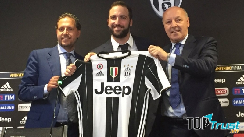 Higuain được các CĐV Juventus kỳ vọng rất nhiều