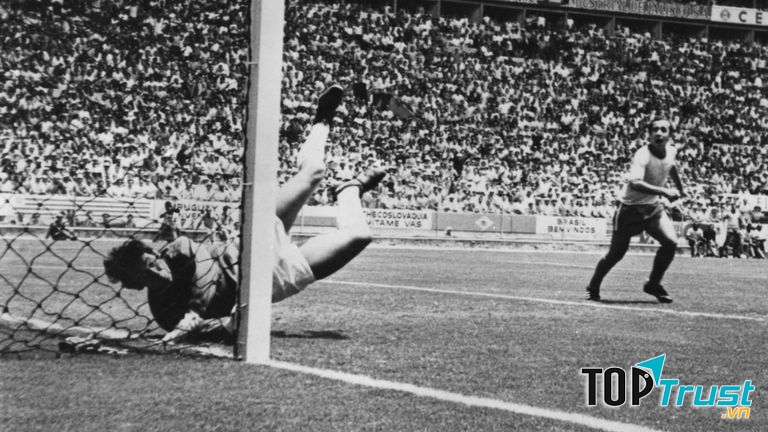 Pha cứu thua của Gordon Banks
