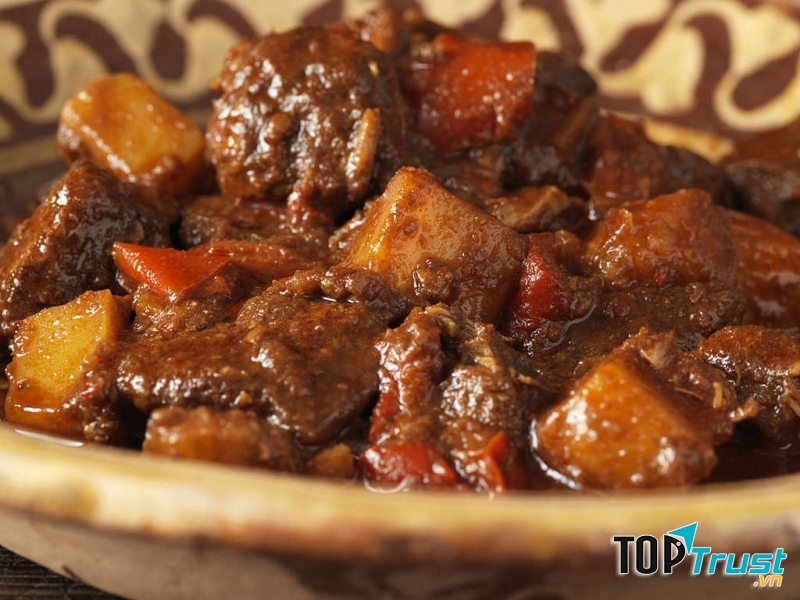 Món Goulash đến từ Hungary