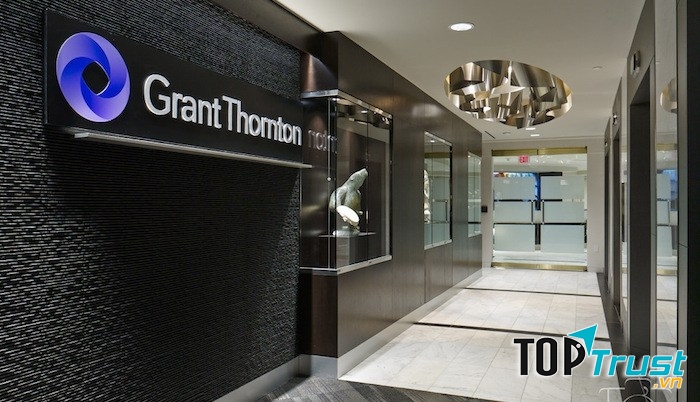 Công ty liên tục tìm kiếm những nhân viên tài năng