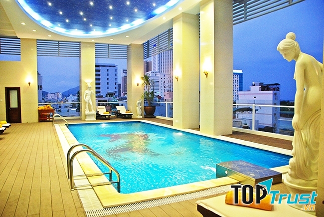 Khách sạn Green World Nha Trang