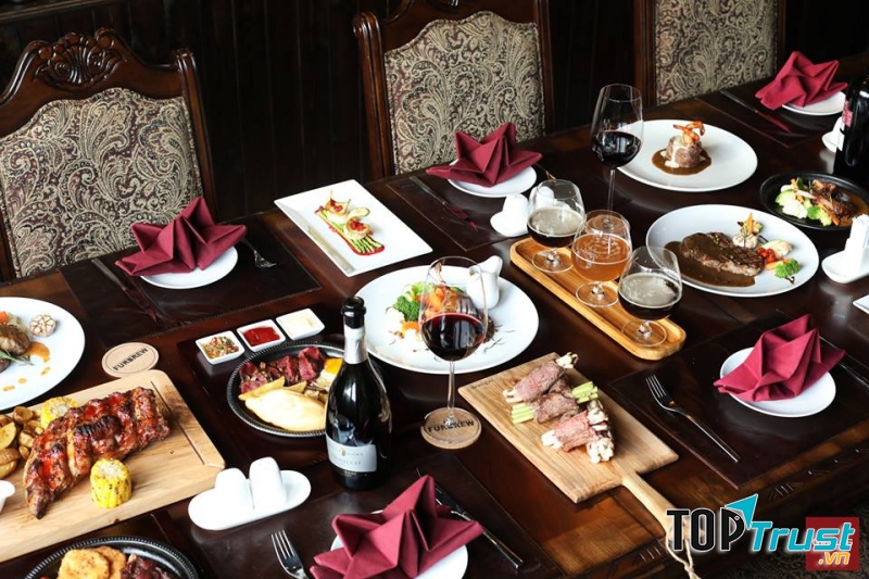 Sườn BBQ đẫm sốt tại Grille6 - Steakhouse