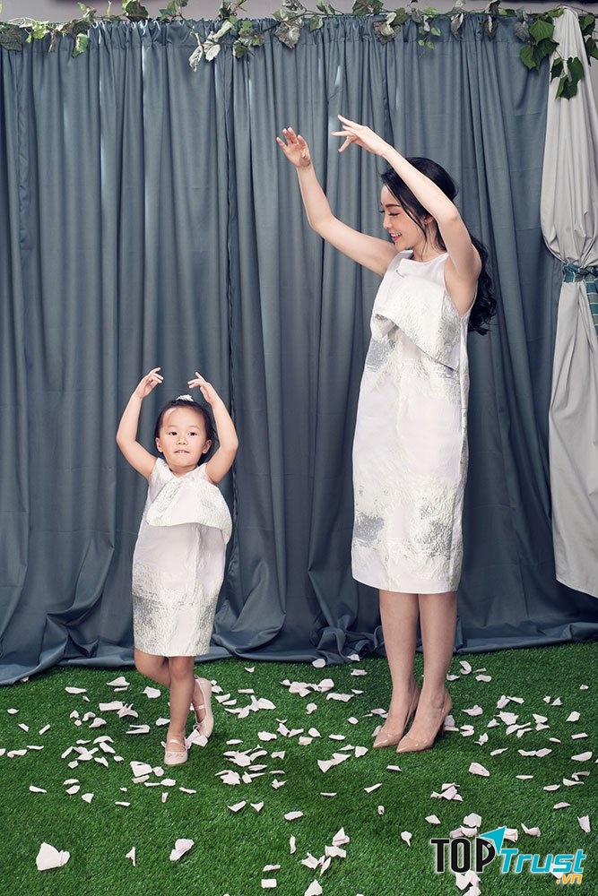 Mẹ gửi tình yêu nghệ thuật cho con