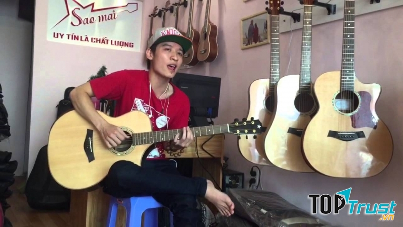 Một góc Trung tâm Guitar Sao Mai
