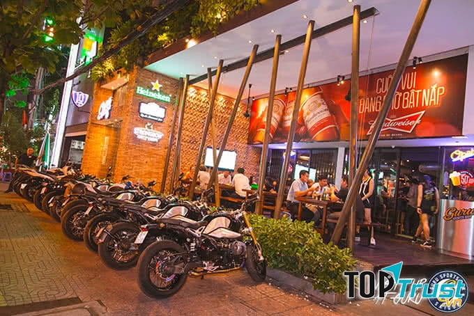 Guru Sports Bar - Kỳ Đồng