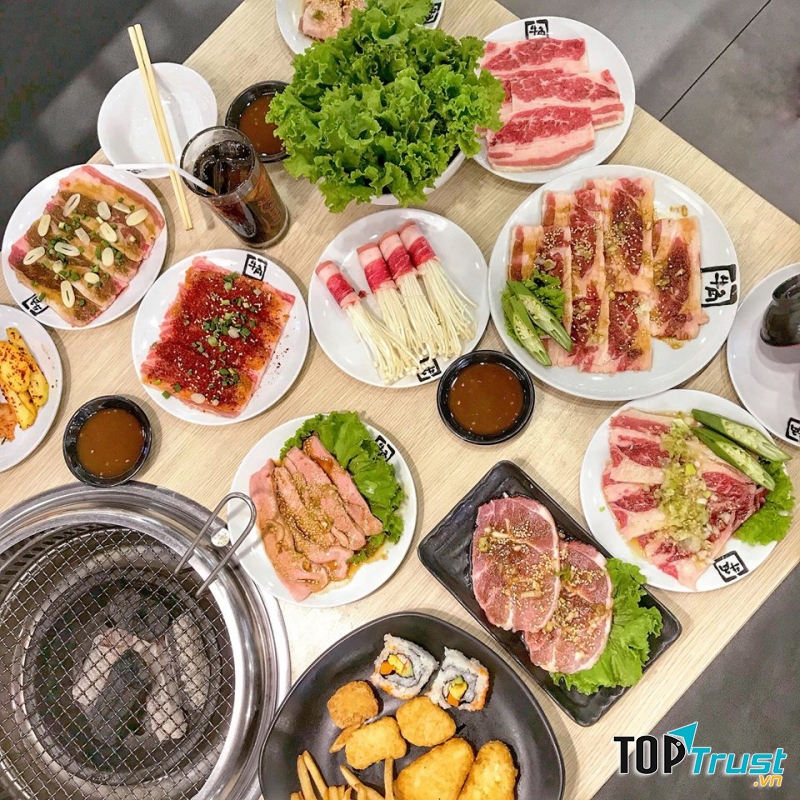 Gyu–Kaku – Phan Văn Trị