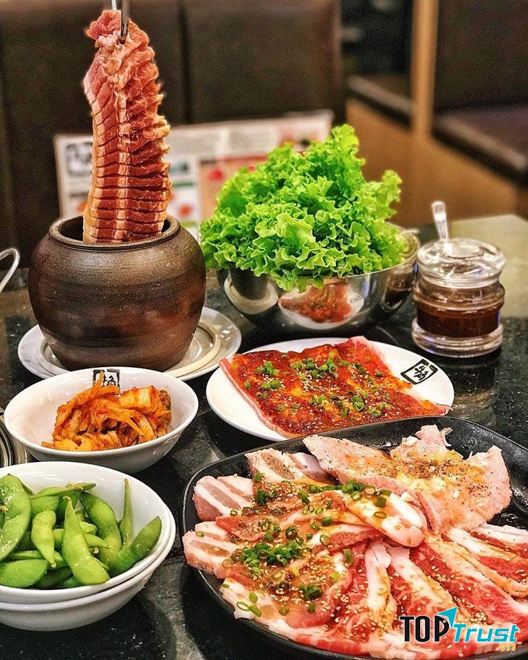 Buffet Nhật hấp dẫn tại nhà hàng