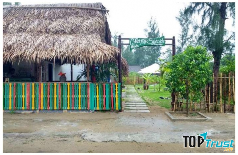 Không gian bên ngoài của Ha My Seaside Homestay