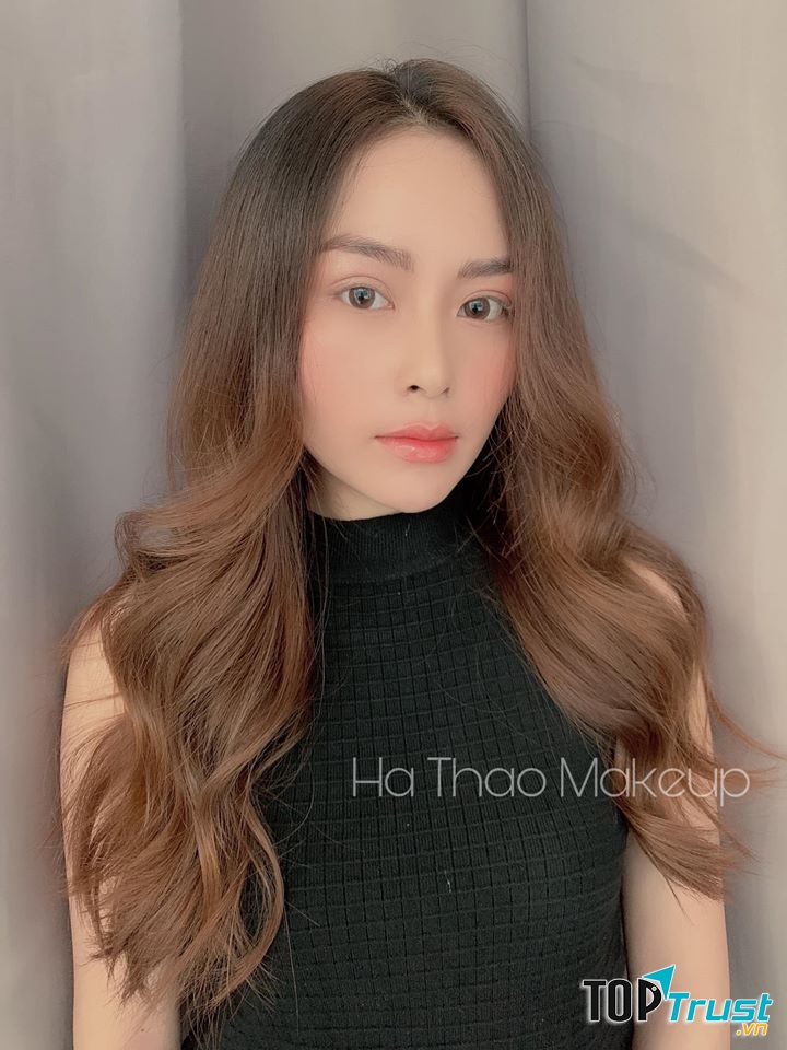 Hà Thảo Makeup Academy