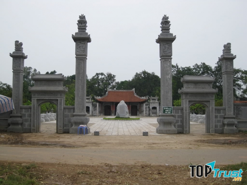 Đên thờ Hai Bà Trưng ở xã Mê Linh- huyện Mê Linh- Thành phố Hà Nội