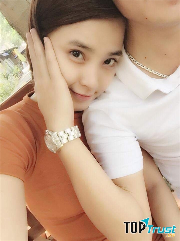 Hải băng đăng hình ảnh dấu mặt người yêu