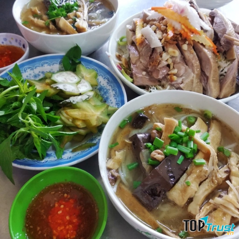 Hai Bình - Bún Măng & Cháo Vịt Gà