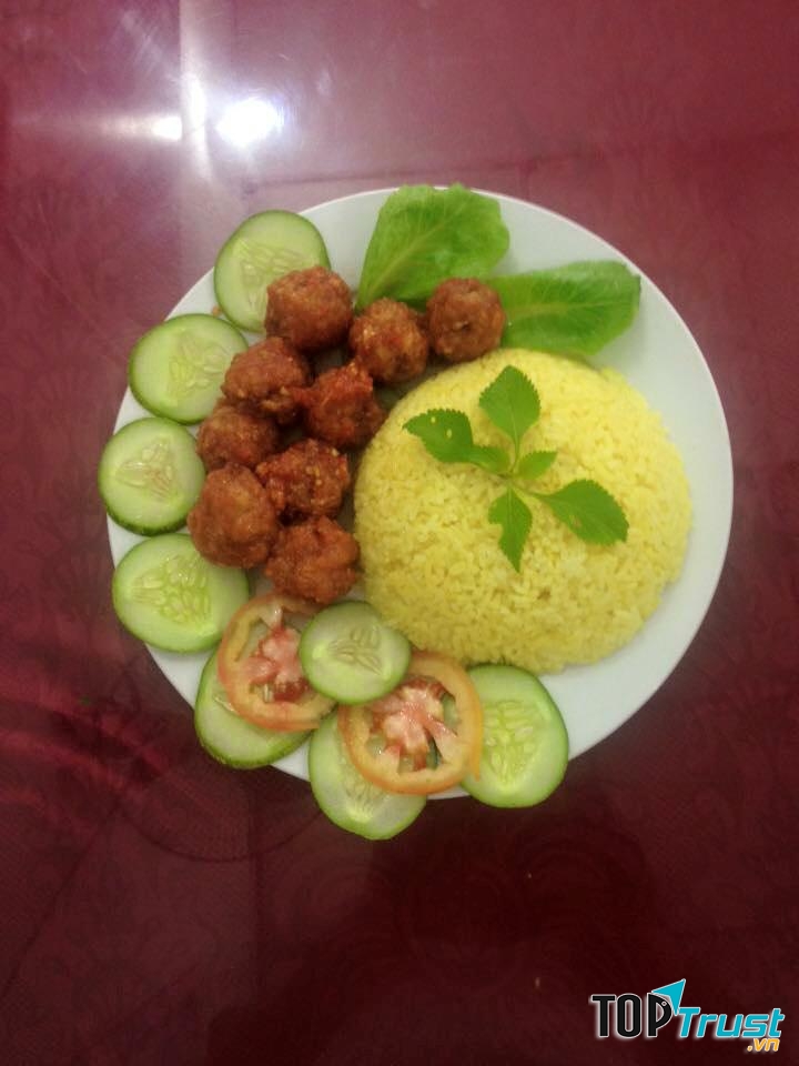 Hải Hiền- Cơm lẩu