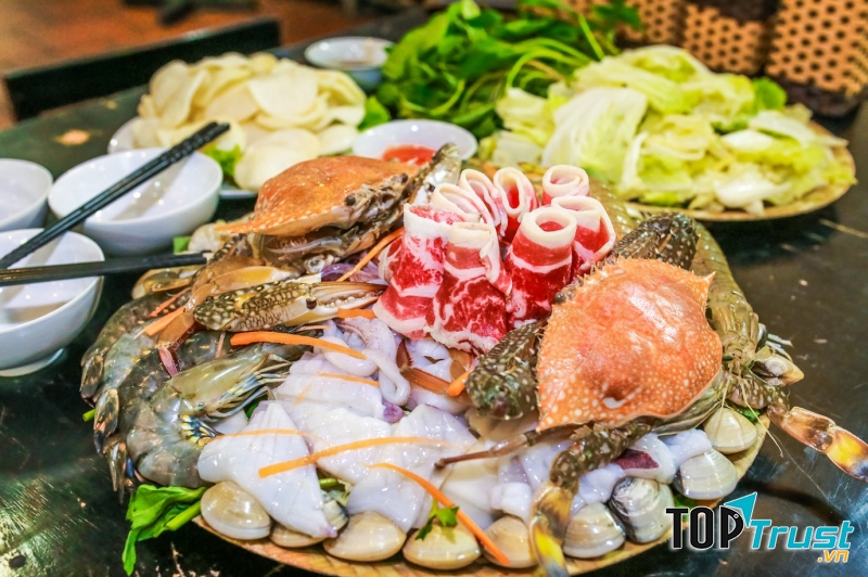 Hải Sản 66 - Đinh Tiên Hoàng hải sản rất tươi, chế biến rất thơm ngon